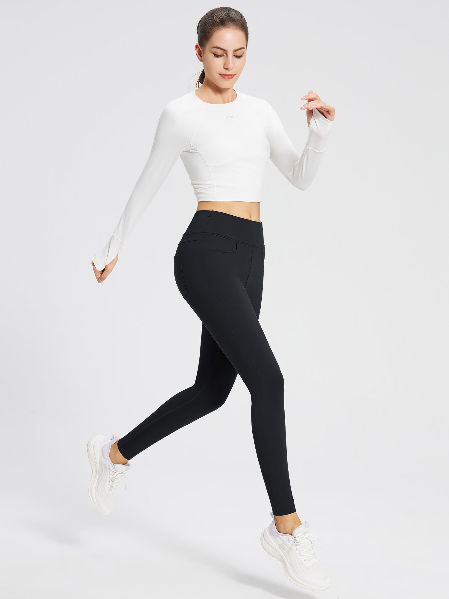 Fleece gefütterte Leggings Frauen thermische warme hohe Taille Tummy Control Workout Laufhosen mit Taschen Jeggings