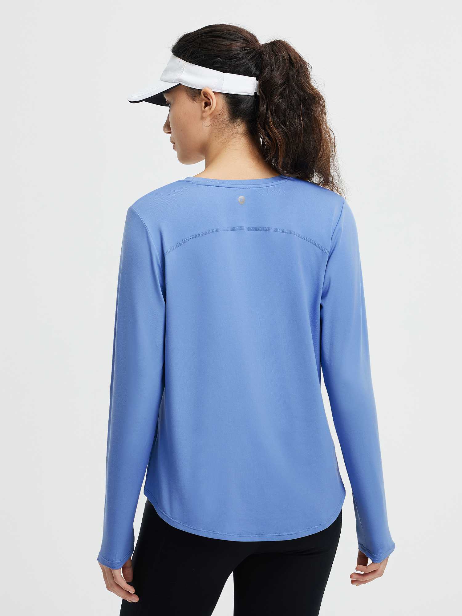 Langärmliges Laufshirt mit gekreuztem Saum