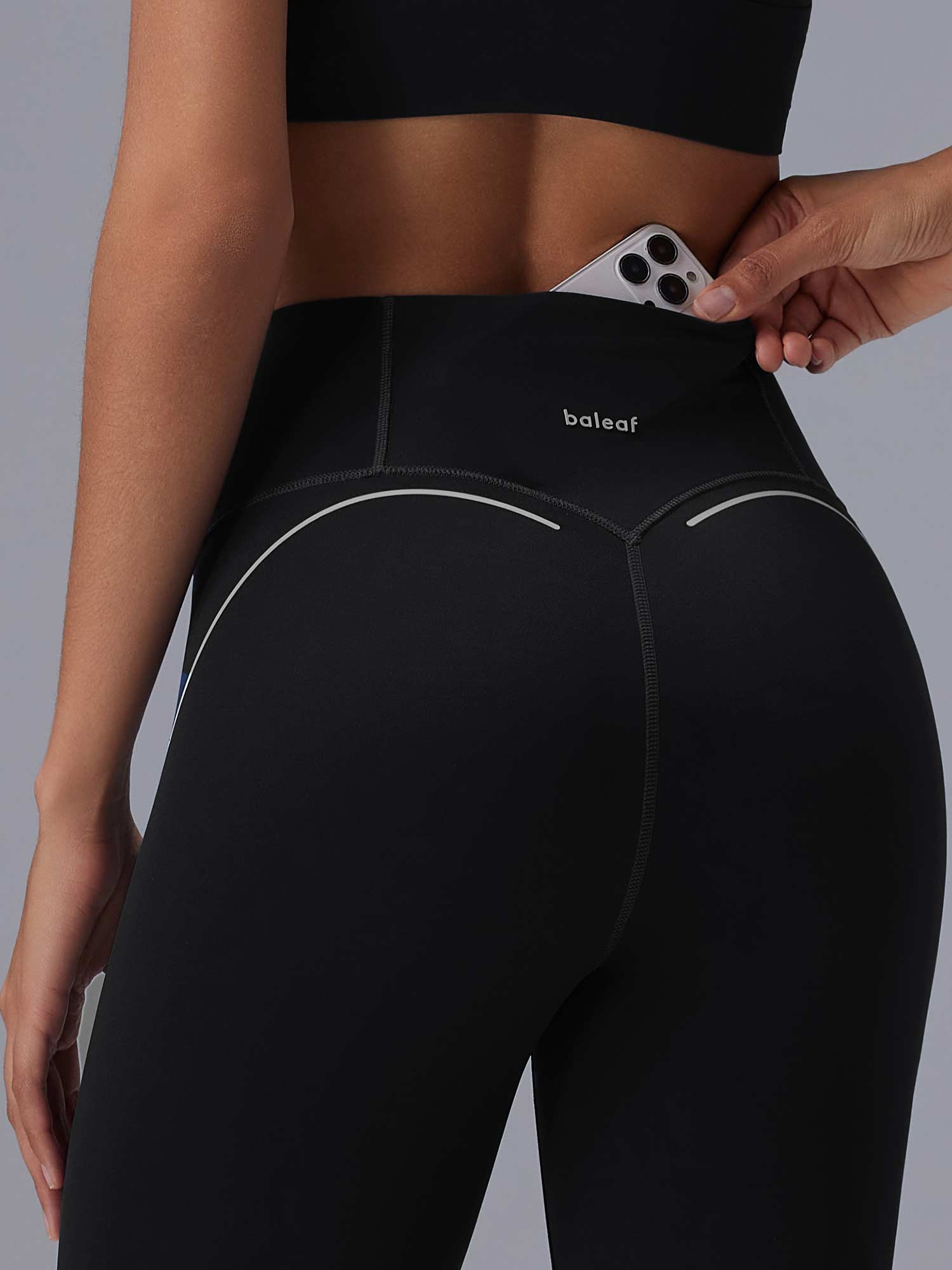 Freeleaf Gestreifte bedruckte Leggings mit hohem Bund 25"